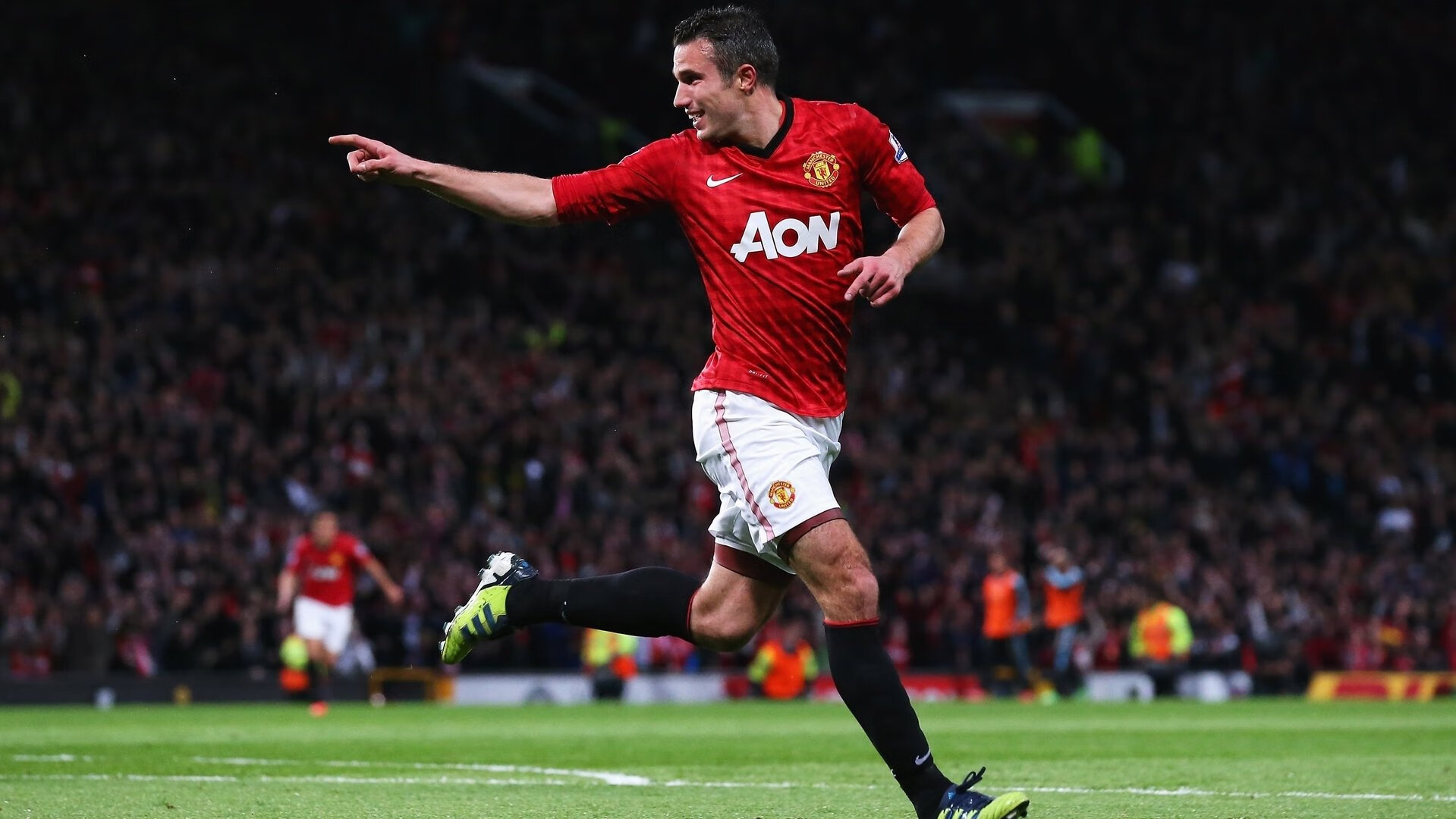 开云平台-西汉姆主场大胜布莱顿，英超保级压力稍缓，西汉姆联对西布朗的比分预测